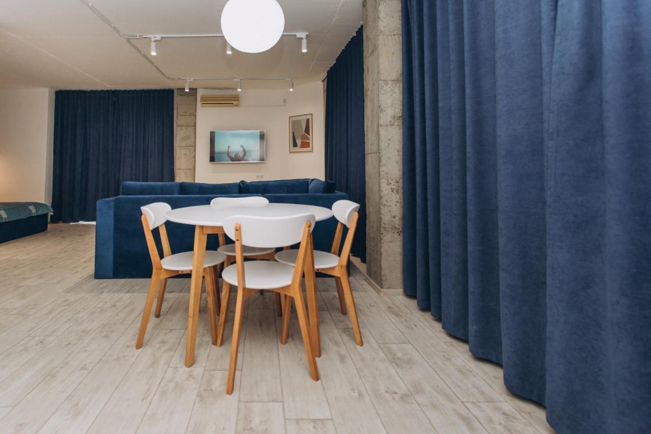Loft Apartmen Sumy Ngoại thất bức ảnh